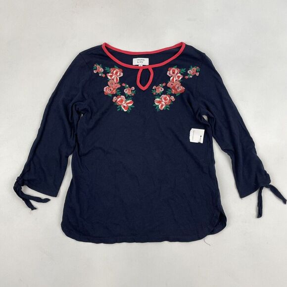 NWT Crown & Ivy Girls Blue Embroidered Floral Shirt Size M $34 Fridas Garden - Picture 2 of 7